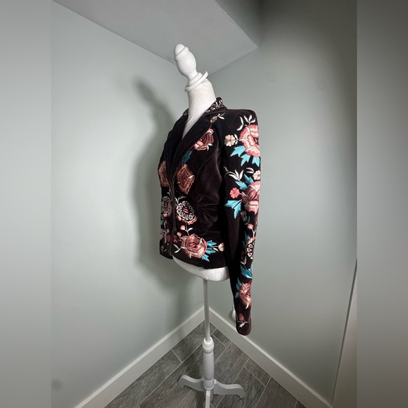 Caché Boho Embroidered Brown Crushed Velvet & Floral Snap Closure Blazer Size 4 - Picture 6 of 17